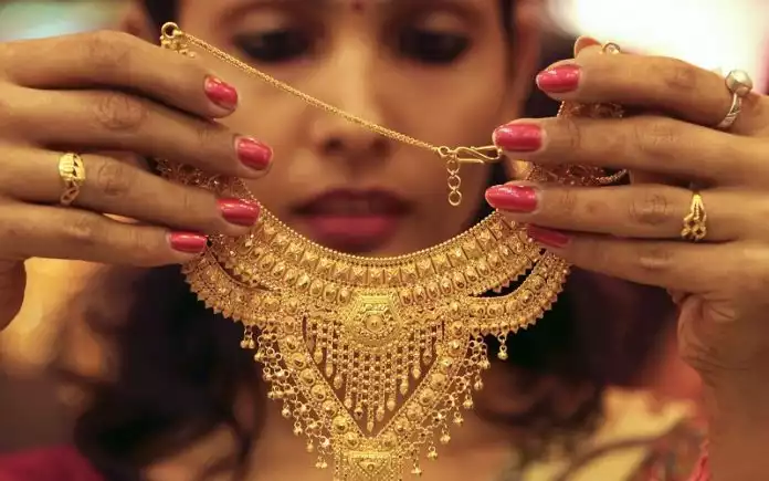 طلای هندی چیست و چه ویژگی‌هایی دارد؟ 