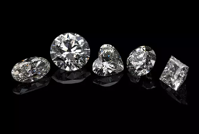 تفاوت بین شکل الماس با تراش الماس چیست؟